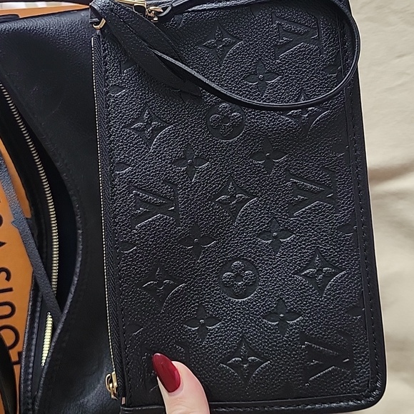 Louis Vuitton Carryall PM Black Empreinte Leather - Picture 10 of 12